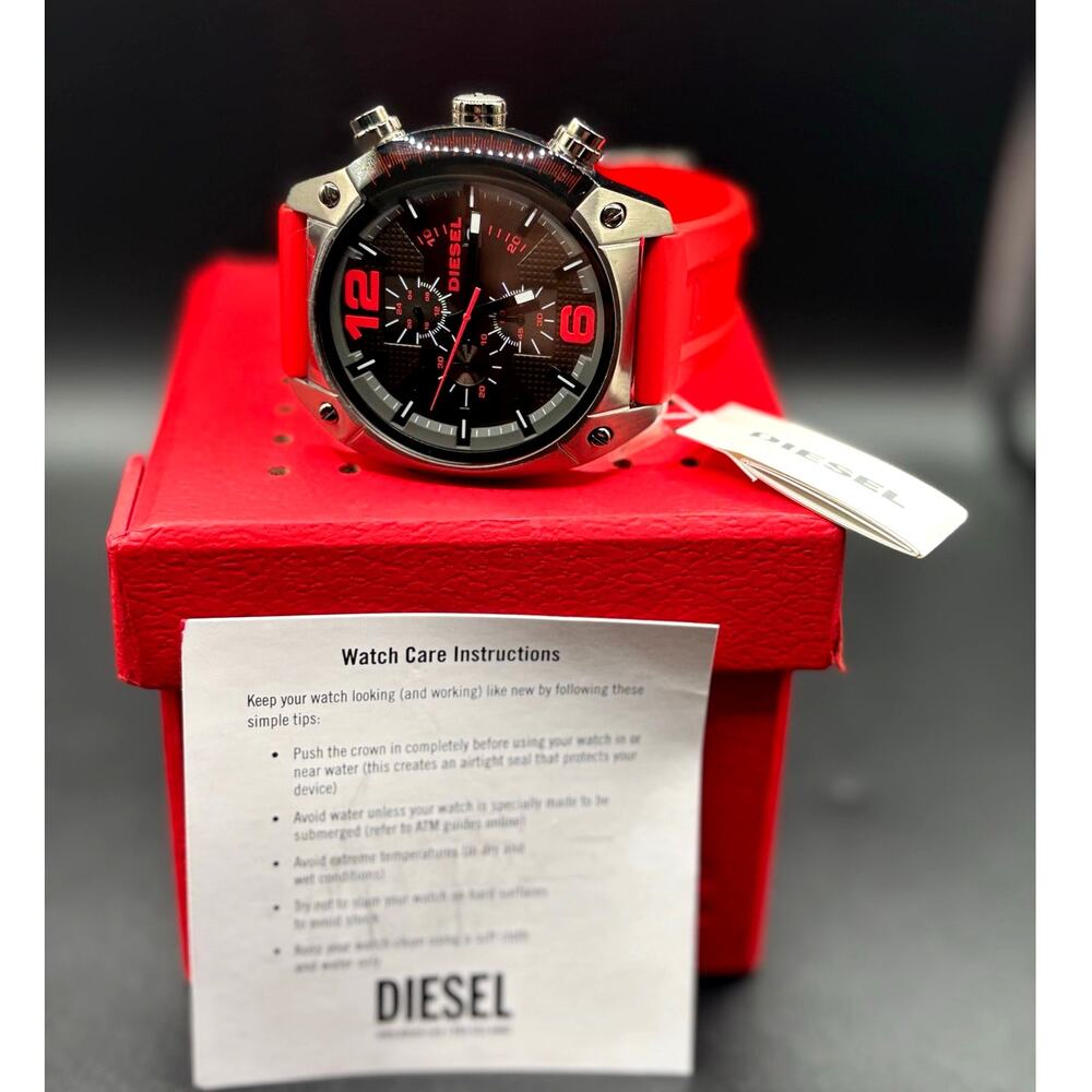 Diesel Overflow DZ4481 Chronograph Red Silicone 55mm Men’s Watch - Picture 4 of 17